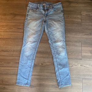 American Eagle skinny jeans size 8